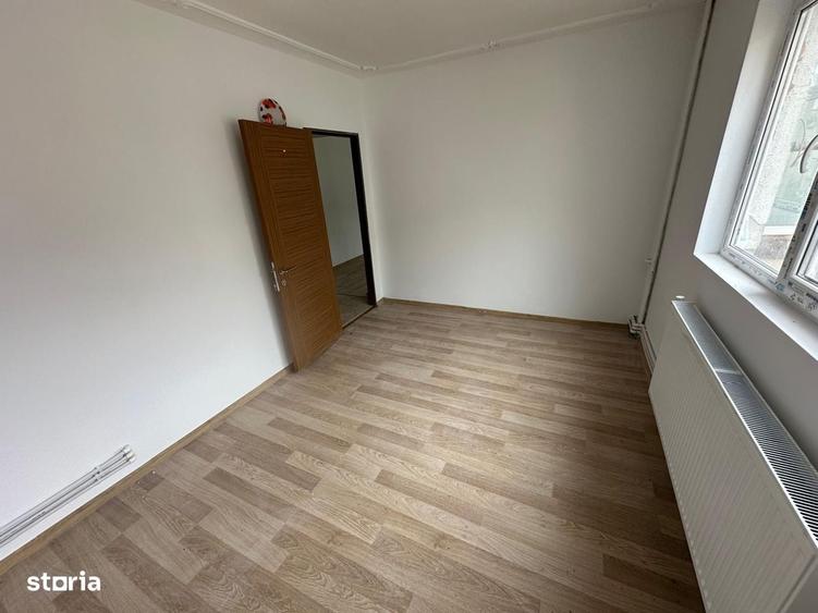 Apartament cu 2 camere decomandat în Exterior Vest