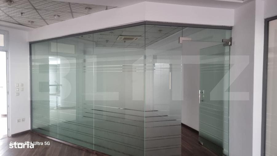 Spațiu comercial, de 1,600 mp, în Central