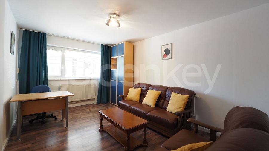 Duplex cu 5 camere cu Canalizare în Iancu Nicolae