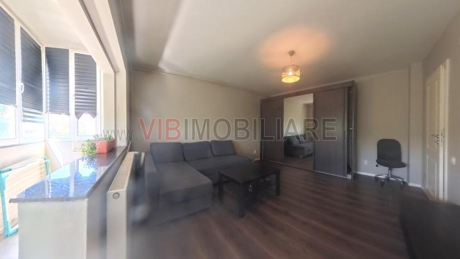 Apartament cu 2 camere decomandat, mobilat în Decebal