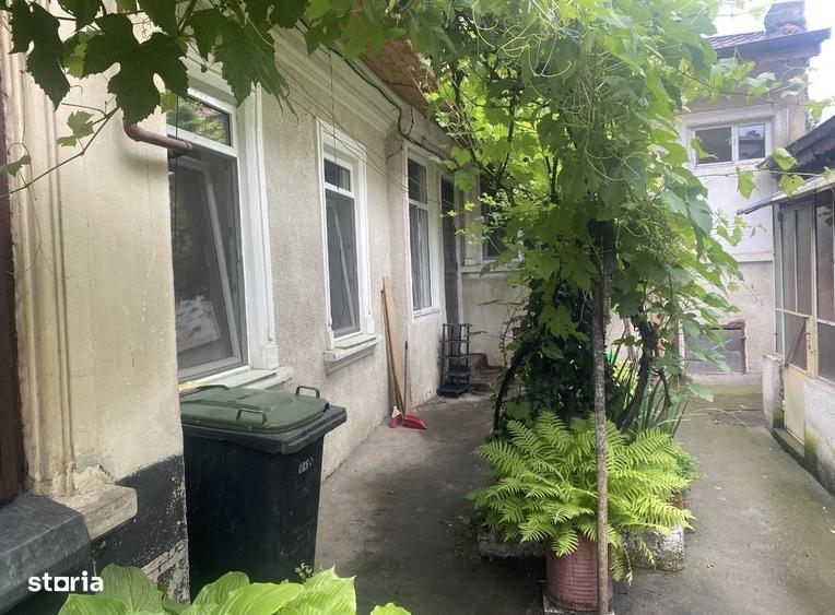 Casă cu 2 camere decomandat cu Teren 65 Mp în Foișorul de Foc