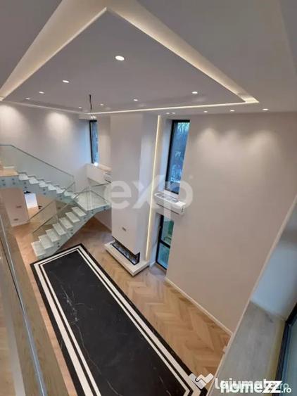Apartament cu 4 camere în Sisești