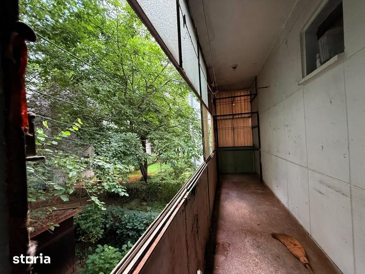 Apartament cu 2 camere decomandat în Primăverii