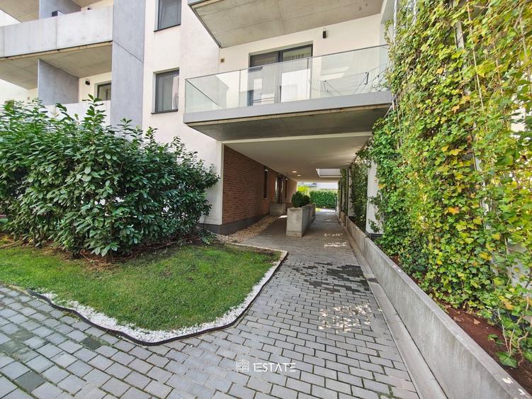 Apartament cu 3 camere decomandat, mobilat în Parcul Carol