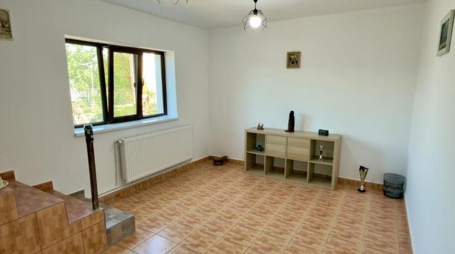 Casă cu 4 camere cu Teren 600 Mp în Snagov