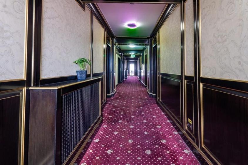 Spațiu comercial, de 2,334 mp, în Valea Lupului