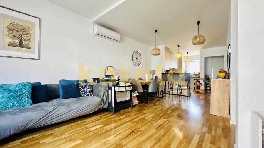 Duplex cu 5 camere cu Canalizare în Central