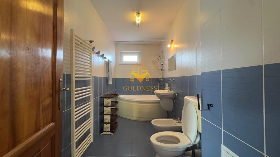Apartament cu 3 camere semidecomandat, mobilat în Zorilor