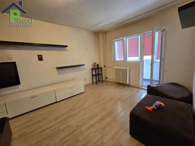 Apartament cu 2 camere semidecomandat în Drumul Taberei
