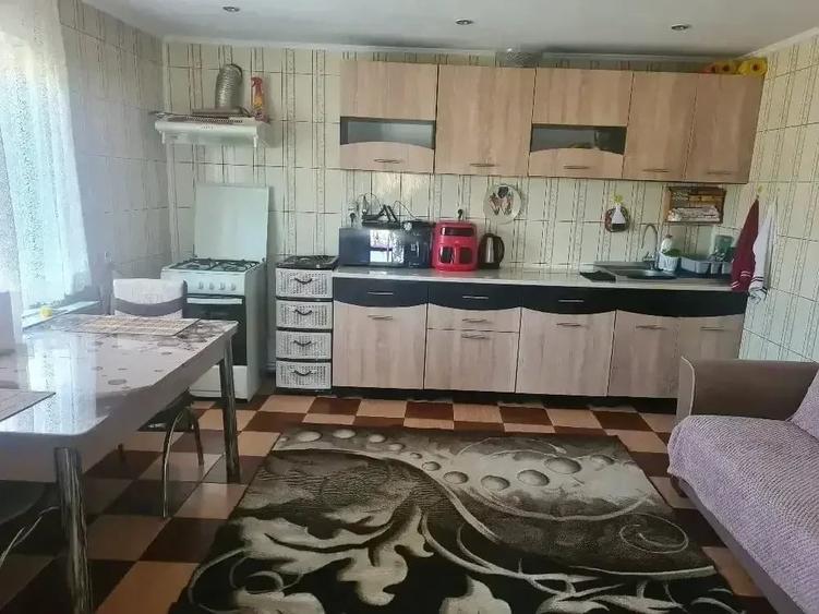 Casă cu 4 camere cu Teren 1049 Mp în Corbu (Glodeanu-Siliștea)