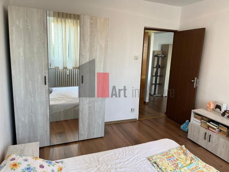 Apartament cu 2 camere semidecomandat în Drumul Taberei