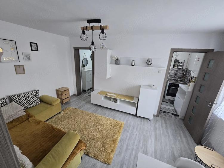 Apartament cu 2 camere nedecomandat în Central