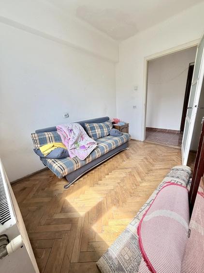 Apartament cu 2 camere decomandat în Semicentral