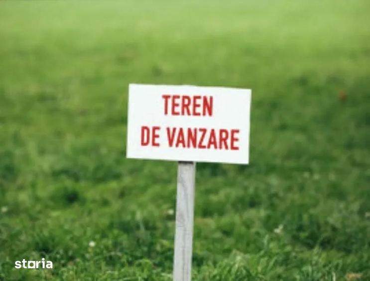 Teren de 2136 mp, în Central