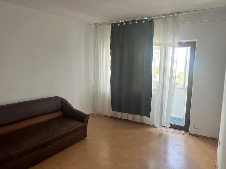 Apartament cu 2 camere decomandat în Vest