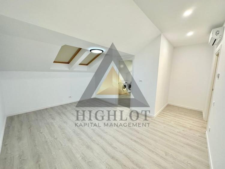 Duplex cu 5 camere cu Canalizare în Pipera