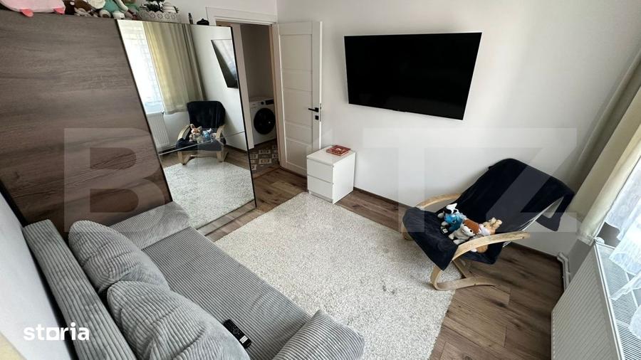 Apartament cu 4 camere decomandat în Central