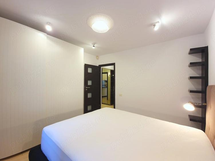 Apartament cu 2 camere decomandat în P-ța Victoriei