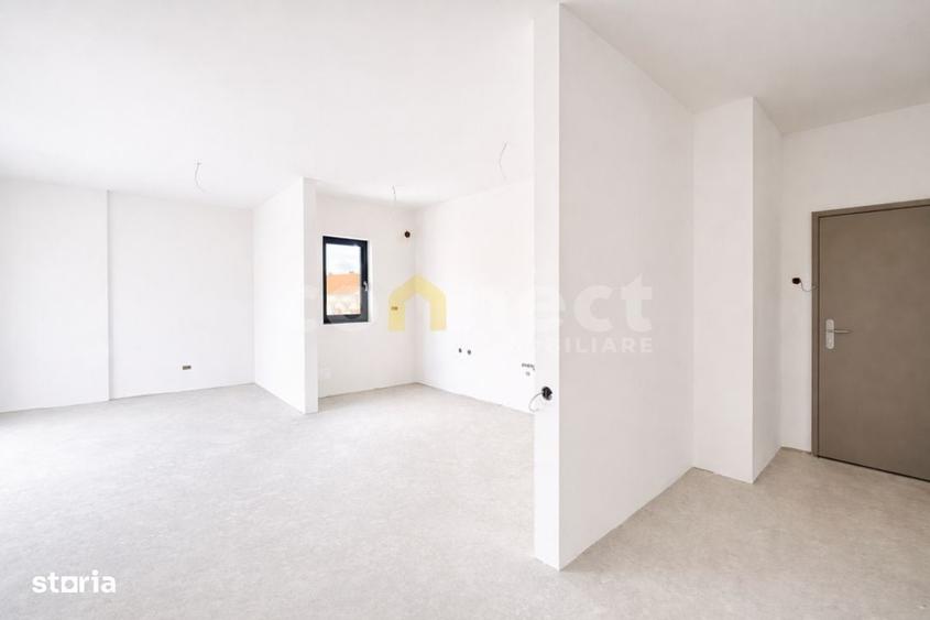 Apartament 3 camere de vanzare ,zona centrala - 1