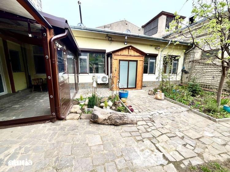 Casă cu 5 camere cu Teren 300 Mp în Călărași