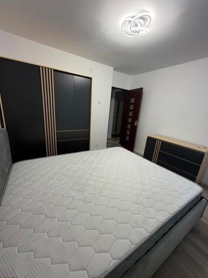 Apartament cu 2 camere decomandat în Nicolina