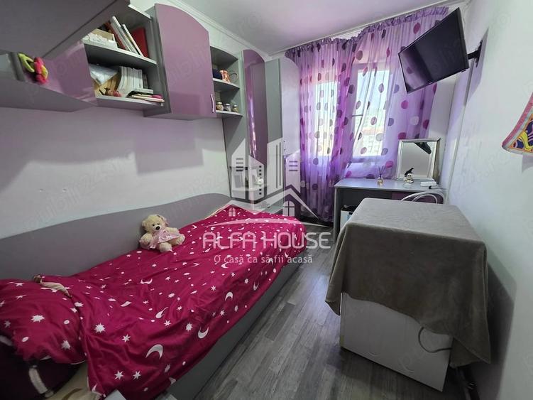 Apartament cu 3 camere nedecomandat în Micro II