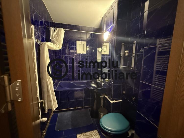 Apartament cu 3 camere semidecomandat în Brazda lui Novac