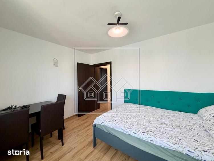 Ap modern, cu 3 camere, balcon - Zona Lazaret - 2