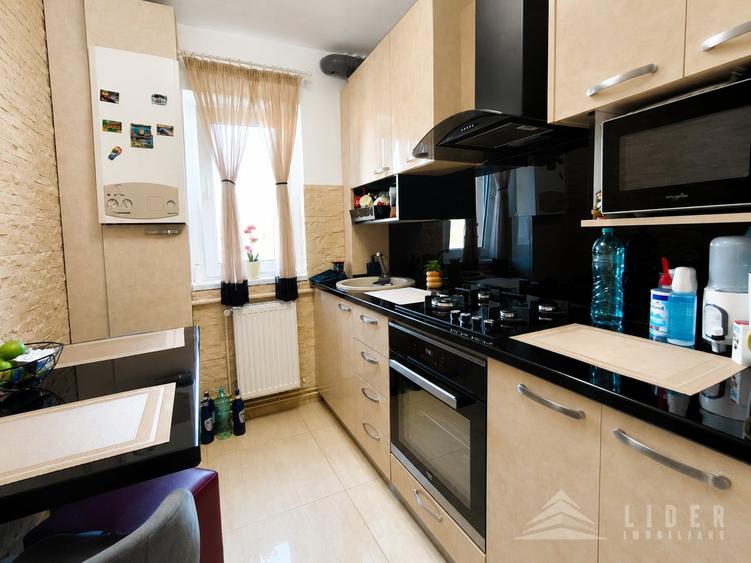 Apartament cu 3 camere semidecomandat, mobilat în Mănăștur