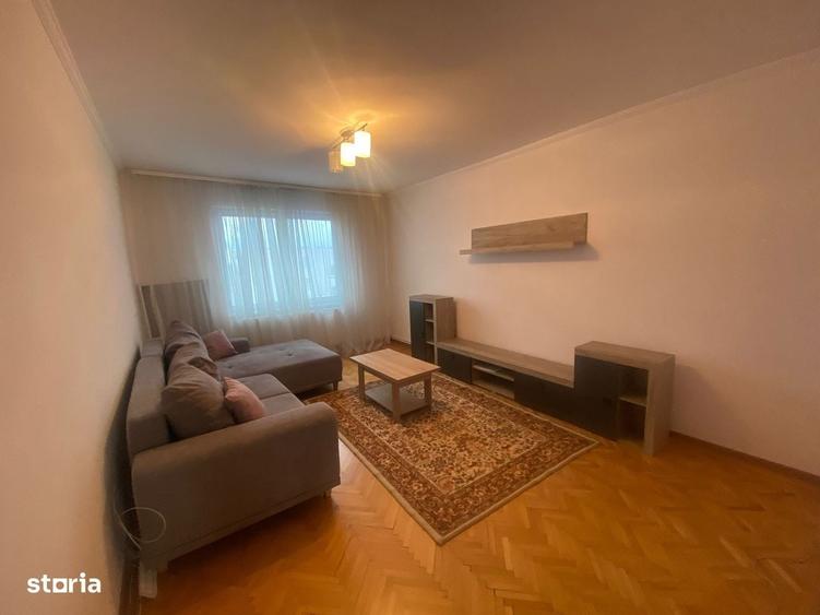Apartament cu 3 camere decomandat în Unirii