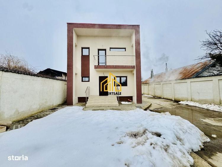 Casă cu 4 camere cu Teren 360 Mp în Clinceni