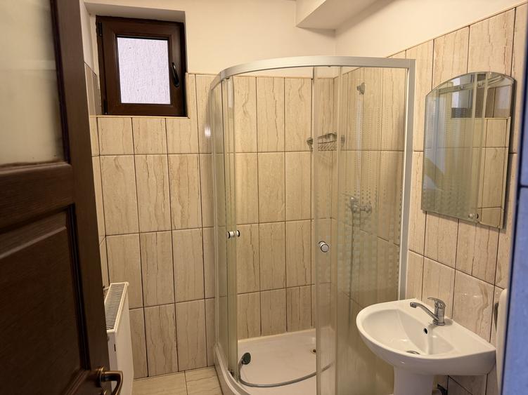 ap 2 camere  2 baii  cu doua dormitoare matrimoniale - 8