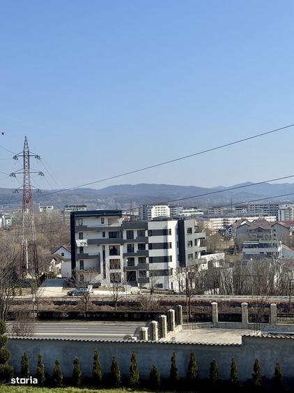 Casă cu 4 camere cu Teren 1200 Mp în Lenin Sud