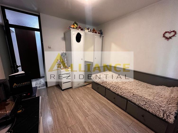 Apartament cu 3 camere decomandat, mobilat în Berceni