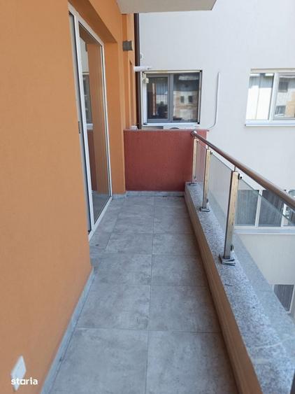 Garsonieră decomandată în 1 Mai