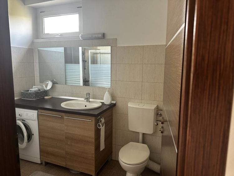 Apartament cu 2 camere decomandat în Exterior Vest