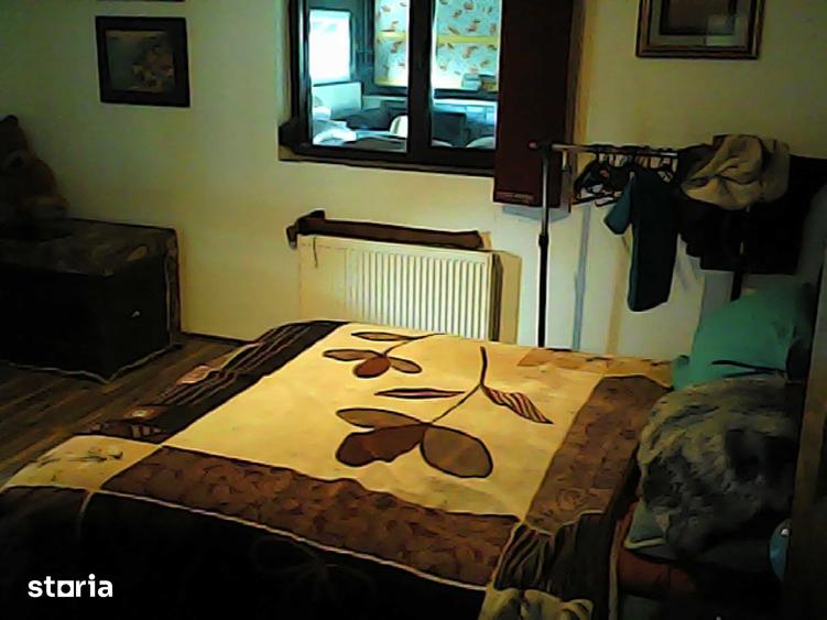 Casă cu 4 camere cu Teren 750 Mp în Central