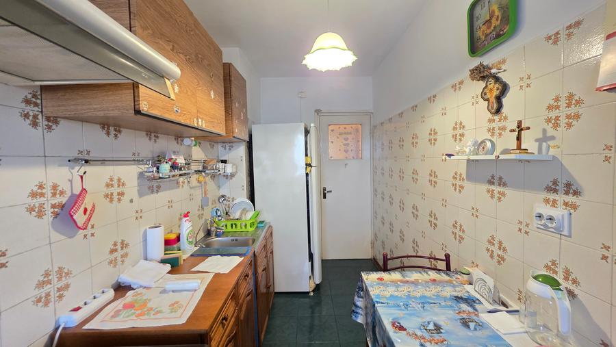 Apartament cu 3 camere decomandat în Chișinau