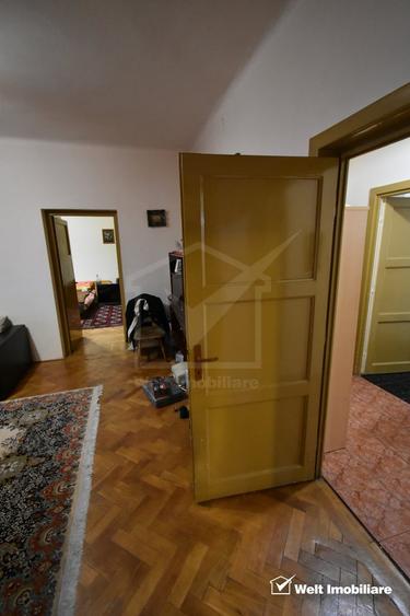 Apartament cu 3 camere decomandat, mobilat în Central