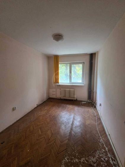 Apartament cu 4 camere decomandat în Mănăștur