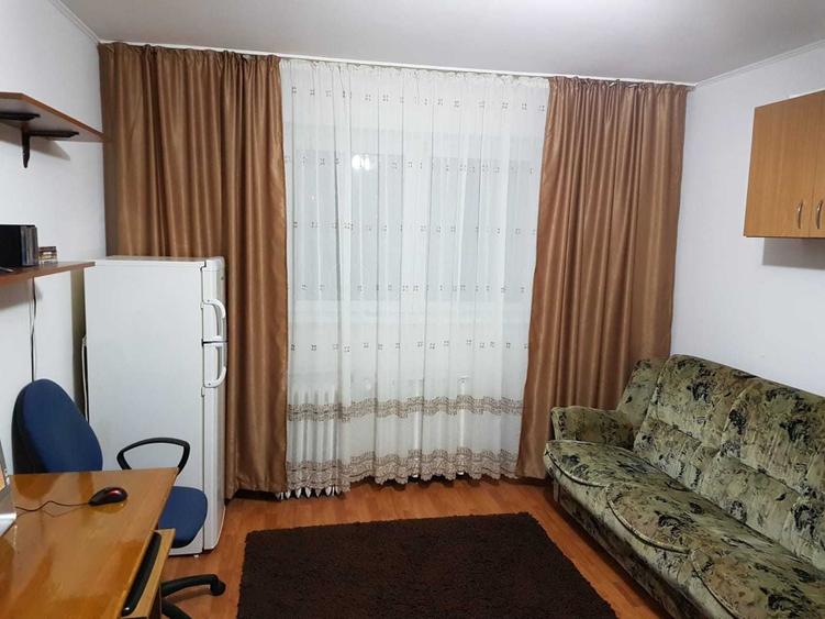 Garsonieră semidecomandată în CET