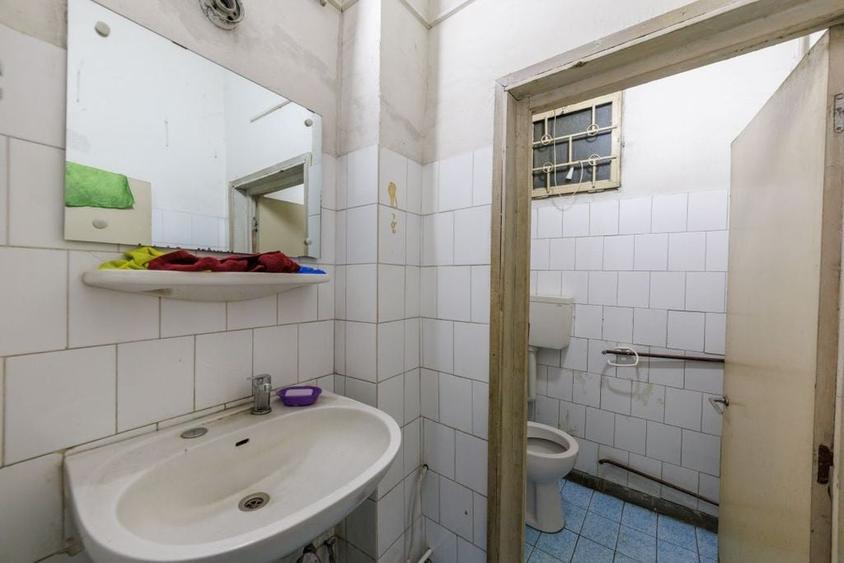 Spațiu comercial, de 87 mp, în Central
