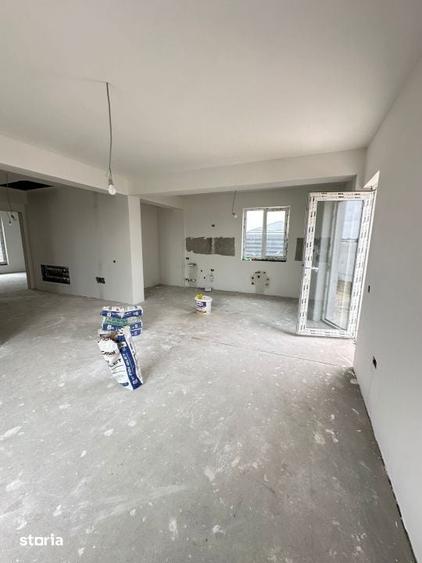 Casă cu 3 camere cu Teren 400 Mp în Central