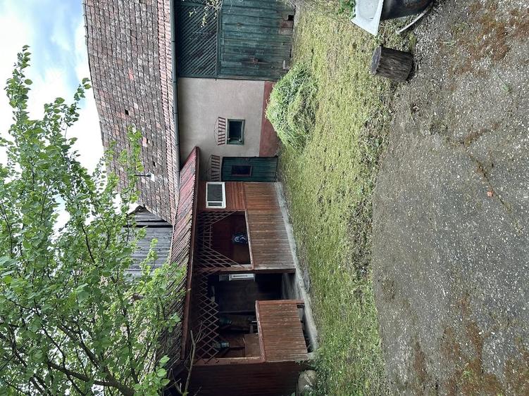Casă cu Teren 1500 Mp în Presaca