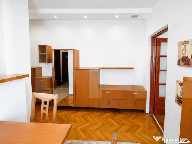 Apartament cu 2 camere semidecomandat în P-ța Unirii
