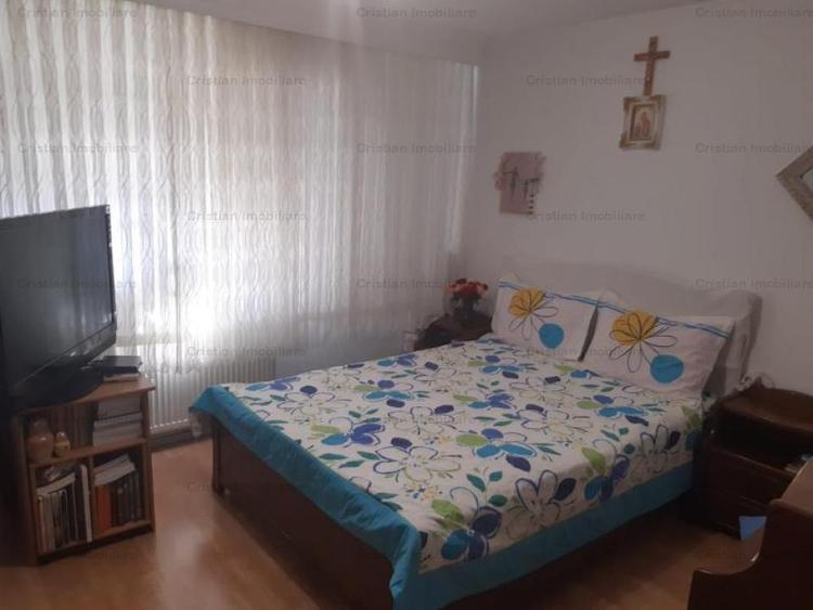 Apartament cu 2 camere semidecomandat în Buzaului