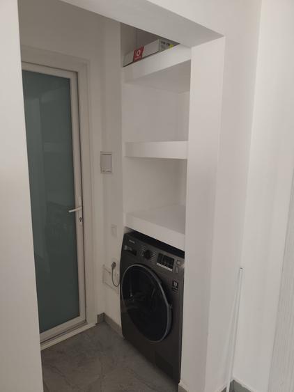 Apartament cu 2 camere decomandat în 13 Septembrie