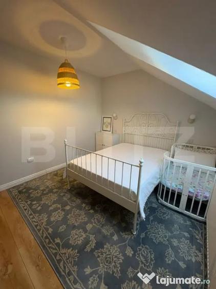 Apartament cu 4 camere semidecomandat, mobilat în Florești