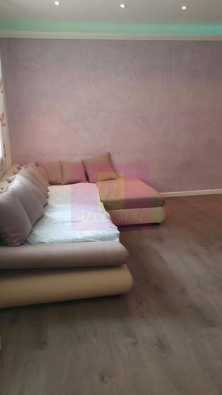 Apartament cu 2 camere decomandat în Vitan