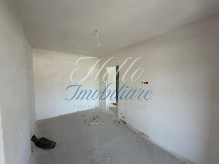 Apartament cu 2 camere semidecomandat în Florești